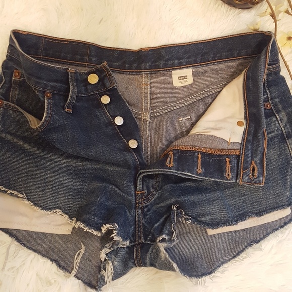 Levi Denim Button Fly Shorts - Picture 3 of 5